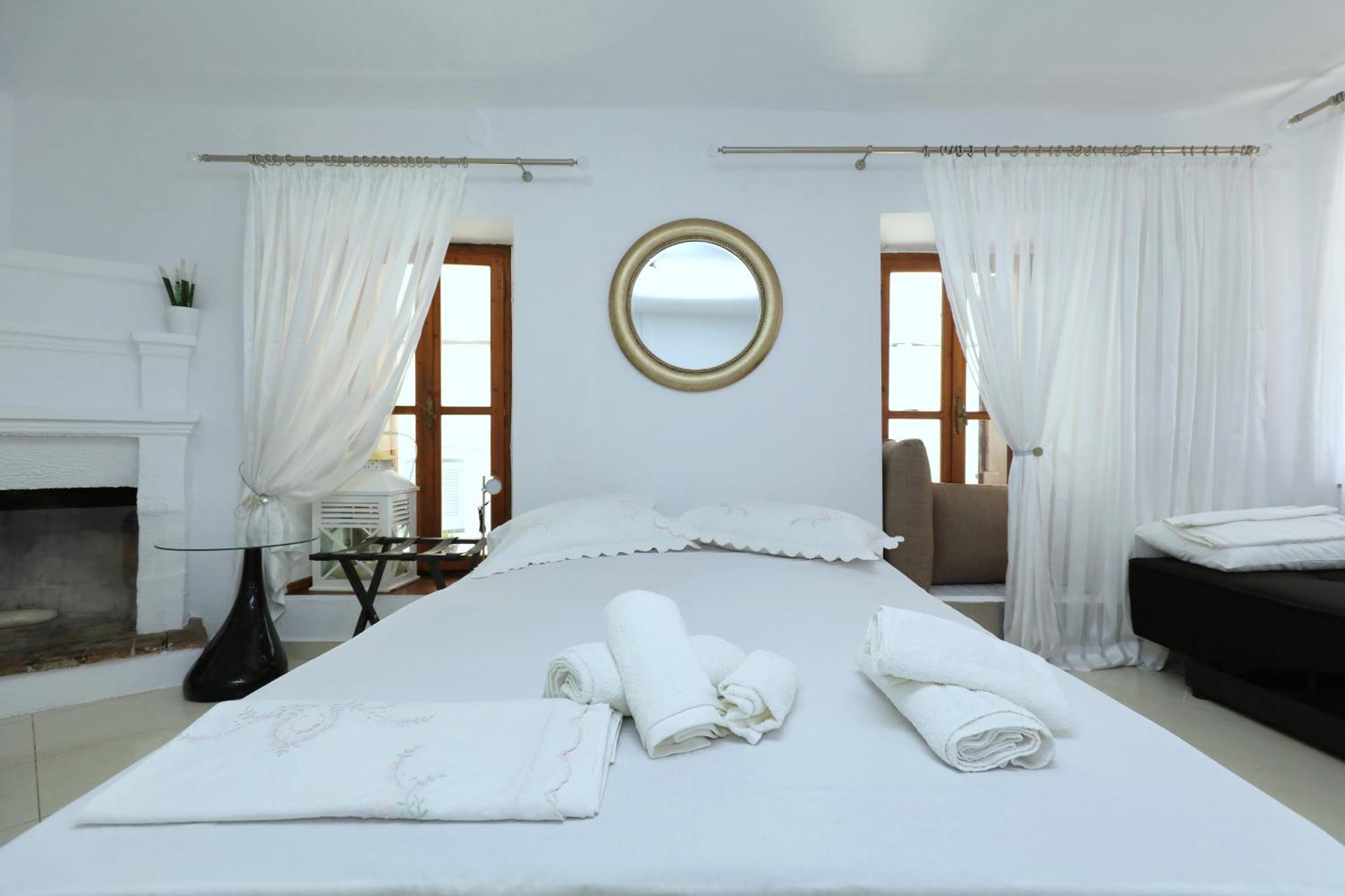 Seminas House Villa สโกเปลอสทาวน์ ภายนอก รูปภาพ