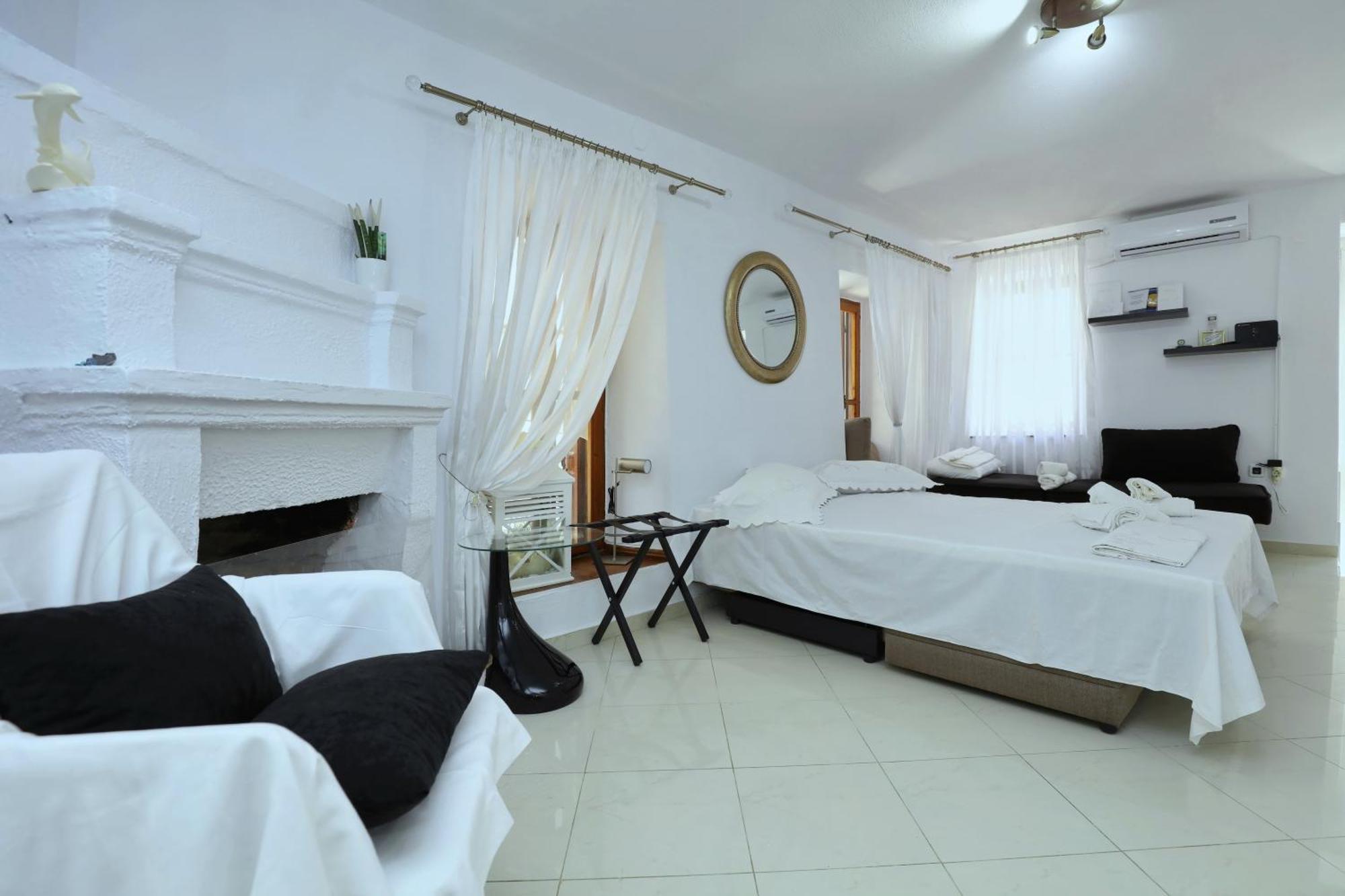 Seminas House Villa สโกเปลอสทาวน์ ภายนอก รูปภาพ
